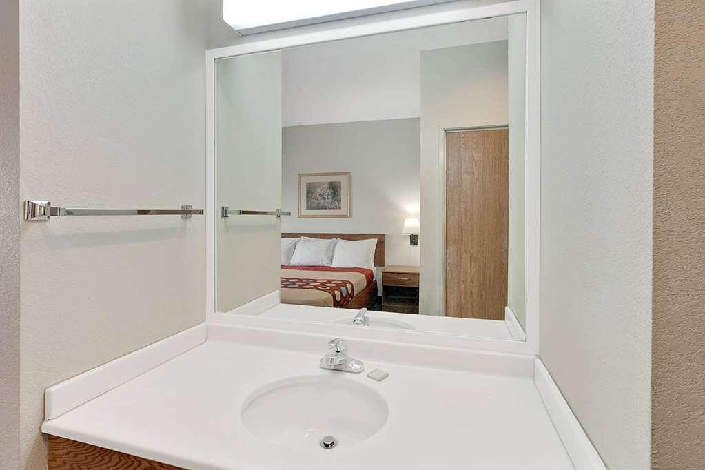 Super 8 By Wyndham Hampshire Il Hotel Ruang foto